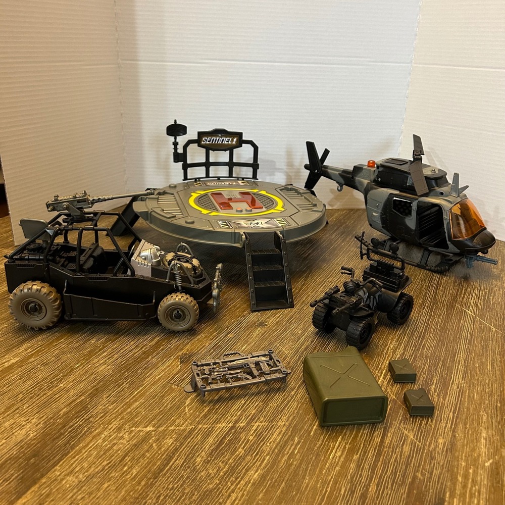 Sentinel 1 Military Playset Lot Helicopter Jeep ATV Helipad Accessories Untested